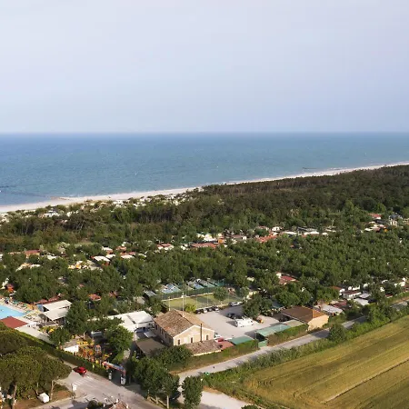 Kamp alanı Classe Village 3*