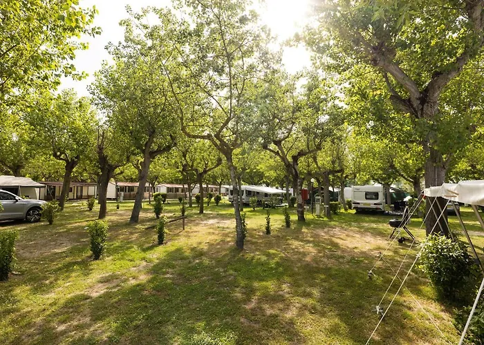 Classe Village مكان تخييم 3*