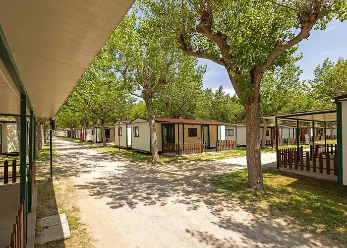 مكان تخييم Classe Village