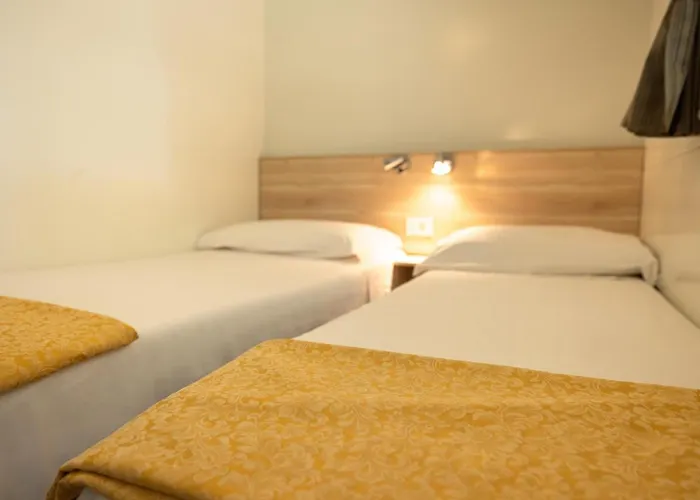 Classe Village مكان تخييم 3*