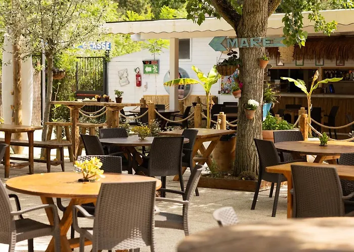 مكان تخييم Classe Village