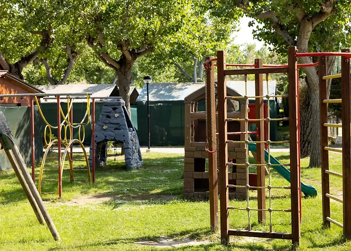 مكان تخييم Classe Village